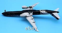 JC Wings 1200 Air New Zealand Boeing B777-300ER Diecast Model ZK-OKQ Flaps Down