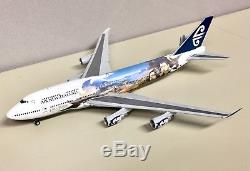 JC Wings 1/200 Air New Zealand Boeing 747-400 LOTR ZK-SUJ die cast model