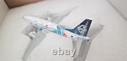 JC Wings 1/200 XX20073, Boeing 737-300 Air New Zealand Millennium ZK-NGA