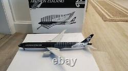 JC Wings Air New Zealand B 777-319ER 1200 JC2ANZ875 All Blacks Colors ZK-OKQ