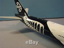 Jc Wings (jc2anz806) Air New Zealand 777-300er 1200 Scale Diecast Metal Model
