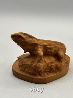Kauri Wooden Carving Tuatara New Zealand Lizard Hand Carved 1993