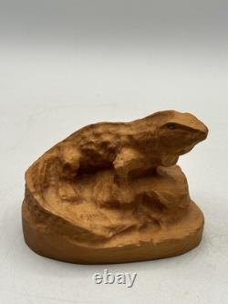 Kauri Wooden Carving Tuatara New Zealand Lizard Hand Carved 1993