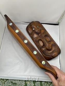 Kauri wood New Zealand Maori large Carved Lidded BOX Abalone Shell waka Huia