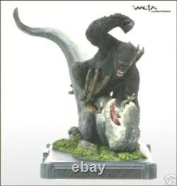 King Kong Fighting V-rex Movie Statue Weta Nz Collectibles Limited Edition
