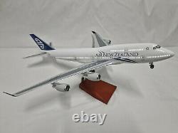 LED Light 45cm Jumbo 747 Air New Zealand Airways Boeing Aeroplane Plane Model