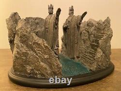 LOTR WETA Argonath #247/500