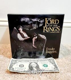 Lord of the Rings Frodo Baggins in Tree Mini Statue WETA Brand New Rare