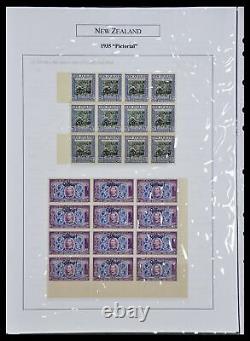 Lot 34229 Stamp collection New Zealand 1929-1992