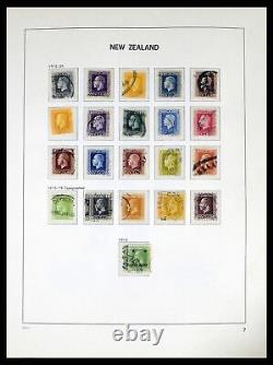 Lot 37683 Stamp collection New Zealand 1855-2002 in 4 Davo albums