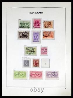 Lot 37683 Stamp collection New Zealand 1855-2002 in 4 Davo albums
