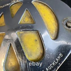Lovely Vintage New Zealand AA Automobile Association Car Badge No 39395 1945/67
