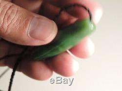 MAORI Pounamu Greenstone Nephrite'KAHURANGI Jade INANGA SPOTS' HAND CARVED BEAD