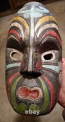 Maori New Zealand Handcarved Painted Wood Authentic Tribal Face Mask 10 x 5.5