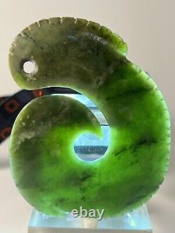 Maori New Zealand Nephrite Jade Pounamu Zoomorphi MANAIA Pendant ca. 20th c