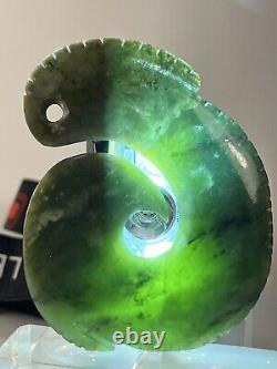 Maori New Zealand Nephrite Jade Pounamu Zoomorphi MANAIA Pendant ca. 20th c