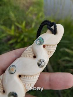 Maori Pendant Huge Pikorua Double Twist Hand Carved Bone New Zealand