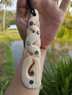 Maori Pendant Huge Pikorua Double Twist Hand Carved Bone New Zealand