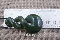 Maori Pounamu NEW ZEALAND Banded Jade Polished DOUBLE TWIST 54.8mm L x 28.7mm W