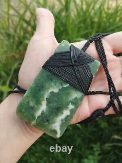 Maori Toki/Adze Pendant Jade Nephrite Green Stone Necklace New Zealand Pounamu