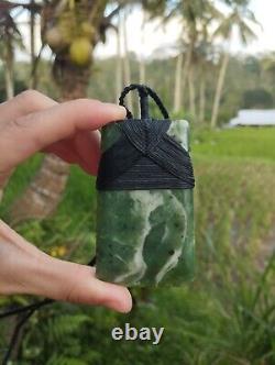 Maori Toki/Adze Pendant Jade Nephrite Green Stone Necklace New Zealand Pounamu