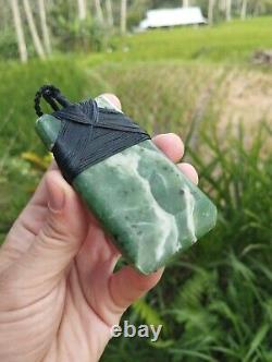 Maori Toki/Adze Pendant Jade Nephrite Green Stone Necklace New Zealand Pounamu