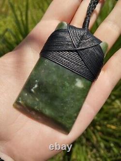 Maori Toki/Adze Pendant Pounamu Nephrite Green Stone Necklace New Zealand Tiki