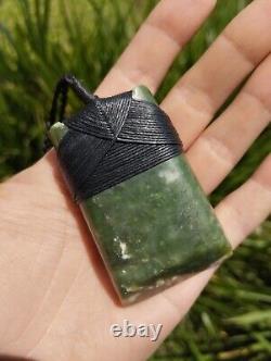 Maori Toki/Adze Pendant Pounamu Nephrite Green Stone Necklace New Zealand Tiki