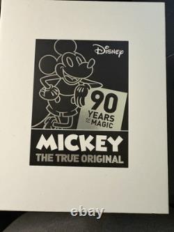 Mickey Mouse 150 gram Silver Figurine New Zealand Mint #/1000 RARE 90th Annivers