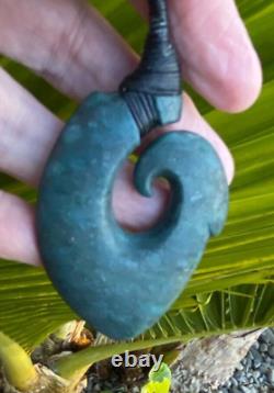 N Jerry Rarest Nz Deep Blue Kyanite Fuschite Aotea Stone Maori Hei Matau Hook