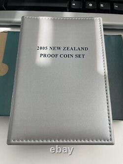 New Zealand 2005 Silver Proof Coin Set Fiordland Penguin