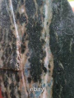 New Zealand Aotea stone rare kyanite fuchite mix taonga Pounamu