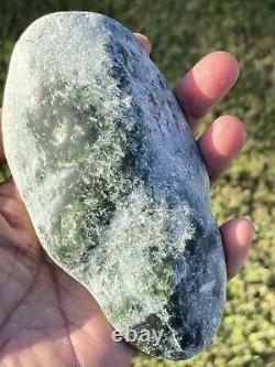 New Zealand Greenstone Jade MAORI Pounamu Nephrite NATURAL PEBBLE 140X70X42 510G