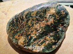 New Zealand Greenstone Pounamu polished Touchstone 930 grams