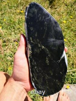 New Zealand Greenstone serpentine Pounamu Large slice 1050 grams