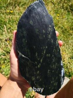 New Zealand Greenstone serpentine Pounamu Large slice 1050 grams