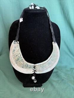 New Zealand Maori Shell Carved & Tahiti Tahitian Pearl Necklace 18-20 Long