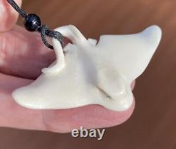 Nz Hand Carved Stag Antler Button Maori Whai Stingray In Fully Carved Case