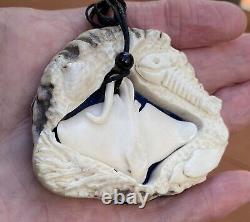 Nz Hand Carved Stag Antler Button Maori Whai Stingray In Fully Carved Case