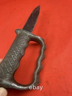 Original Australian/New Zealand/USMC Aluminum Fighting Knife