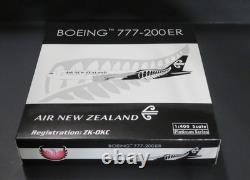 Phoenix Model Air New Zealand B777-200ER. ZK-OKC. 1400 Scale. Rare. Brand New