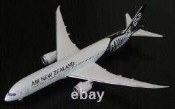 Phoenix Model. Air New Zealand B787-9. ZK-NZF. 1400 Scale. Rare. Brand New