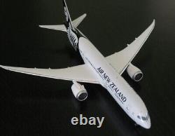 Phoenix Model. Air New Zealand B787-9. ZK-NZF. 1400 Scale. Rare. Brand New