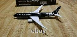 Phoenix Models Air New Zealand B 787-919 1400 PH10936 All black Cols ZK-NZE