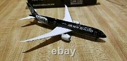 Phoenix Models Air New Zealand B 787-919 1400 PH10936 All black Cols ZK-NZE