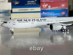 Phoenix Models Air New Zealand Boeing 777-300ER 1400 ZK-OKR