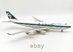Pre-order InFlight200 Boeing 747-441 Air New Zealand ZK-SUI (with stand)