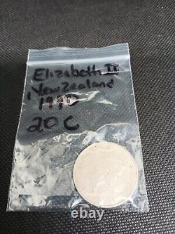 Queen Elizabeth II 1990 New Zealand 20 Cents Coin Qeii Qe2 Collectable