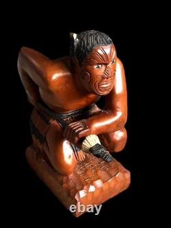 RARE OLD NEW ZEALAND CARVED KAURI WOOD MAORI WARRIOR FIGURE WithFULL MOKO TATTOO