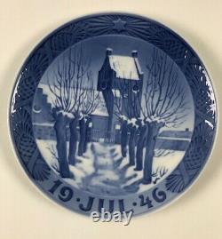 Royal Copenhagen -Christmas Plate -1946 Zealand Village Church- NEW